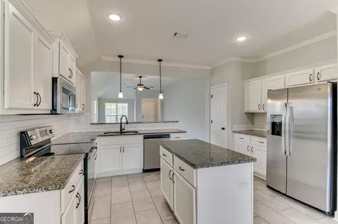 Kitchen - 870 Goodale Dr, Augusta, GA 30909 photo 4 of 4
