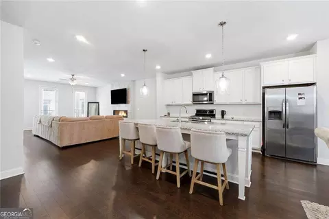 2375 Tarben Dr, Snellville, GA 30078