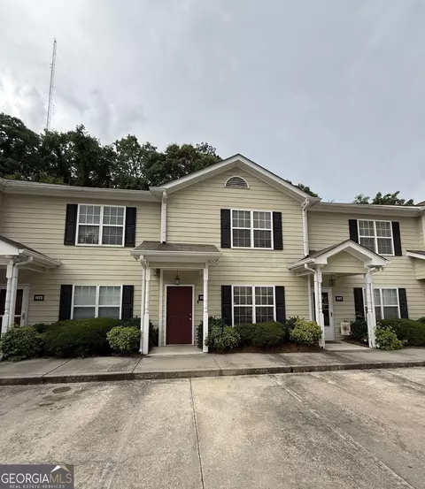 1175 Riverside Ter, Gainesville, GA 30501