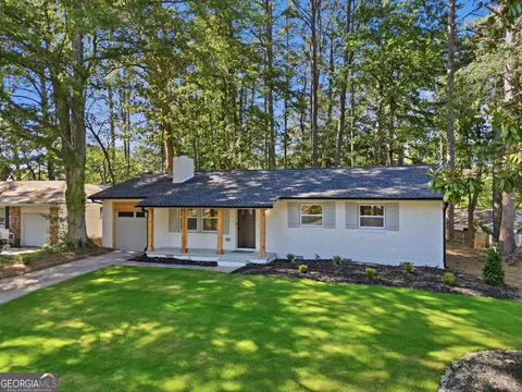 2920 Fantasy Ln, Decatur, GA 30033