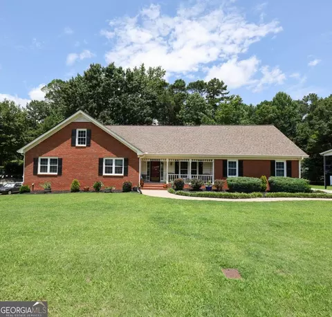 3535 Parkwood Hills Ct, Snellville, GA 30078