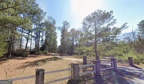 6385 Rockland Rd, Stonecrest, GA 30038
