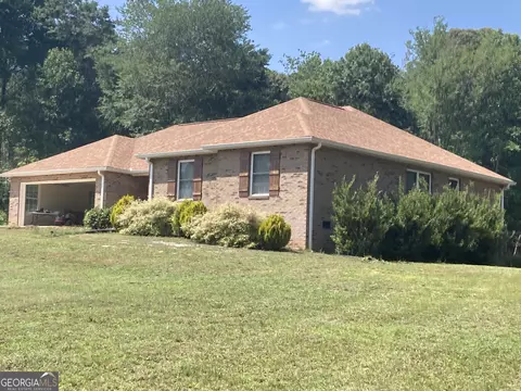 Exterior - 402 Renee Rd, Pendergrass, GA 30567 photo 6 of 21