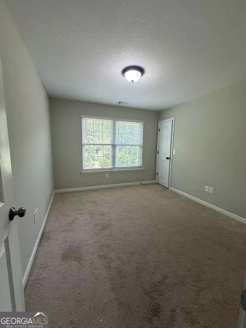 Bedroom - 402 Renee Rd, Pendergrass, GA 30567 photo 2 of 4