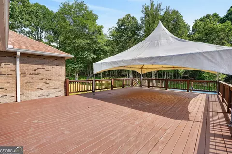 Exterior - 402 Renee Rd, Pendergrass, GA 30567 photo 15 of 21