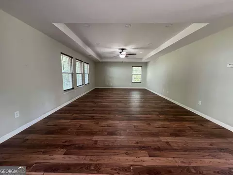 Living - 402 Renee Rd, Pendergrass, GA 30567 photo 1 of 1