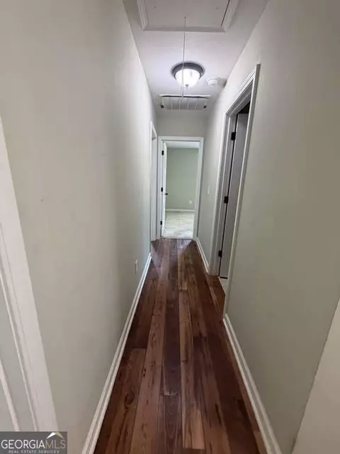 Entry Way - 402 Renee Rd, Pendergrass, GA 30567 photo 3 of 4
