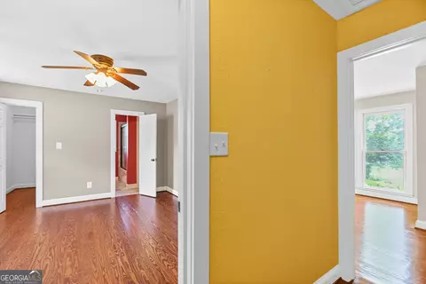 Entry Way - 120 Jandale Dr, Lagrange, GA 30241 photo 2 of 2