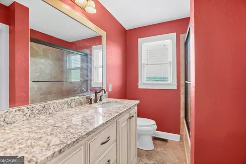 Bath - 120 Jandale Dr, Lagrange, GA 30241 photo 3 of 4