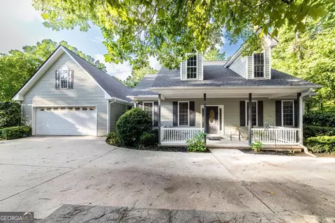 7822 Beachwood Dr, Murrayville, GA 30564