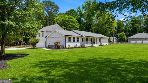 2450 Tennyson Trl, Grayson, GA 30017