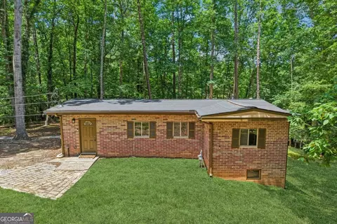 5085 Balus Dr, Gainesville, GA 30504