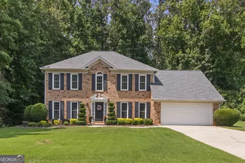 8409 Waverly Dr, Jonesboro, GA 30236