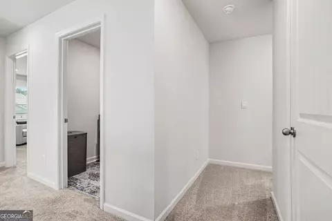 8236 Castleton Dr, Fairburn, GA 30213 photo 21