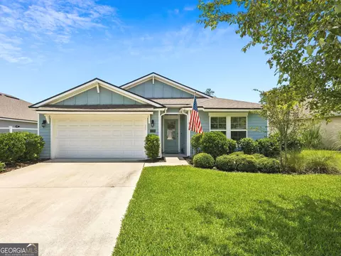 114 Chinquapin Dr, Saint Marys, GA 31558