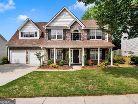 3725 Crescent Walk Ln, Suwanee, GA 30024
