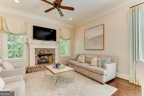 Living - 1052 Emerald Pl, Evans, GA 30809 photo 5 of 6
