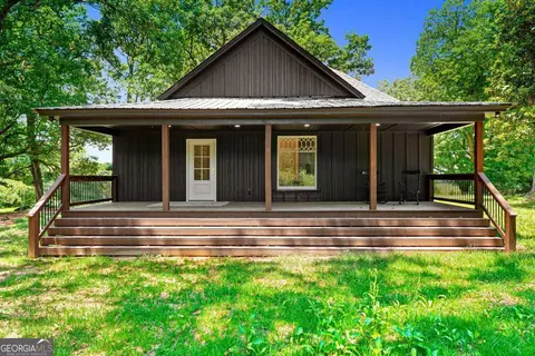 586 Grady School Rd, Canon, GA 30520