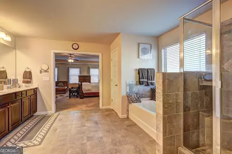 Entry Way - 609 Caledon Way, Hampton, GA 30228 photo 6 of 9