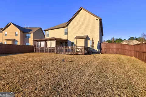 Exterior - 609 Caledon Way, Hampton, GA 30228 photo 6 of 12