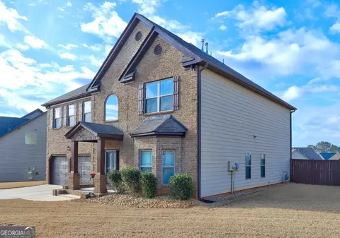 Exterior - 609 Caledon Way, Hampton, GA 30228 photo 3 of 12