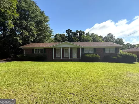 401 Edwards St, Elberton, GA 30635