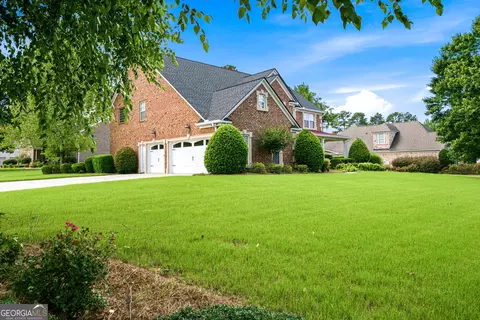 Exterior - 4200 Donington Way, Hampton, GA 30228 photo 5 of 8