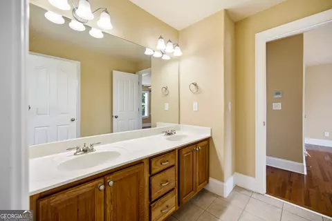 Bath - 4200 Donington Way, Hampton, GA 30228 photo 3 of 5