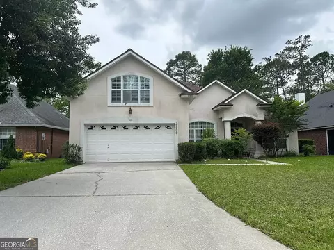8910 Canopy Oaks Dr, Jacksonville, FL 32256