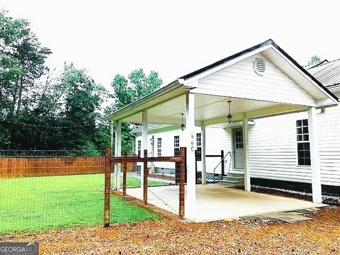 Exterior - 960 Mcentyre Loop SE, Calhoun, GA 30701 photo 4 of 20