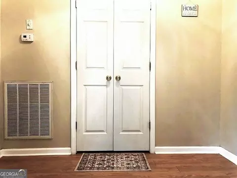 Entry Way - 960 Mcentyre Loop SE, Calhoun, GA 30701 photo 1 of 1
