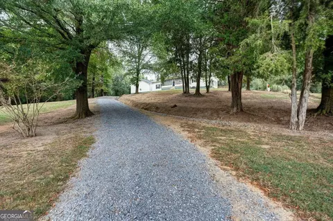 Exterior - 960 Mcentyre Loop SE, Calhoun, GA 30701 photo 2 of 20