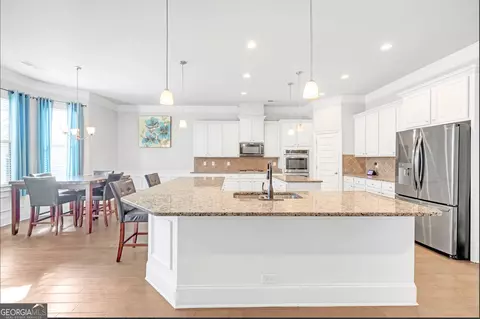Kitchen - 4580 Cloister Cir, Hampton, GA 30228 photo 3 of 4