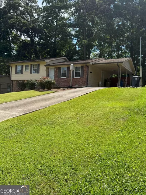 6490 Cedar Hurst Trl, Atlanta, GA 30349