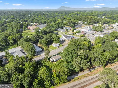 View/Area - 239 E Currahee St, Toccoa, GA 30577 photo 6 of 6