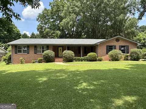 209 Maddox Rd, Griffin, GA 30224
