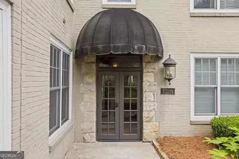30 Collier Rd #8, Atlanta, GA 30309