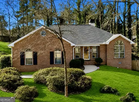 521 Horseshoe Cir, Stockbridge, GA 30281