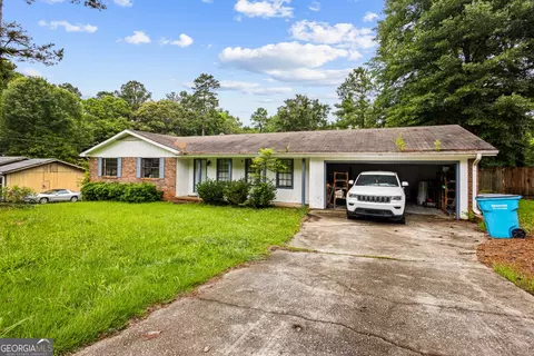 70 Carriage Trce, Stockbridge, GA 30281