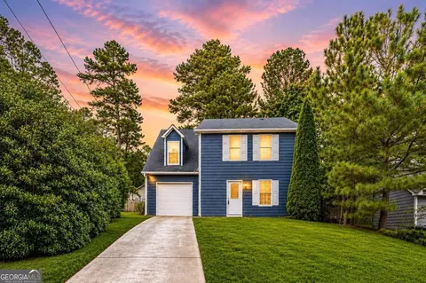207 Antebellum Ct, Riverdale, GA 30274
