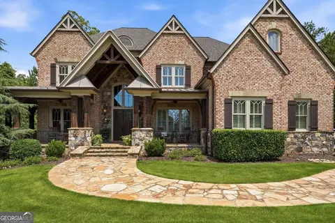 13335 Bishops Ct, Roswell, GA 30075