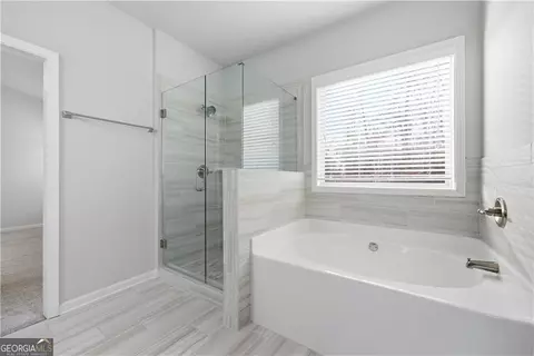 Bath - 3244 Hawthorne Path, Braselton, GA 30517 photo 2 of 3