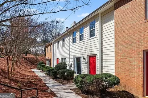 161 Holcomb Ferry Rd, Roswell, GA 30076