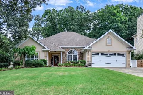 400 Chandler Ct, Sugar Hill, GA 30518