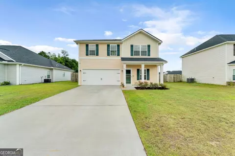 139 W W Winn Ave, Hinesville, GA 31313