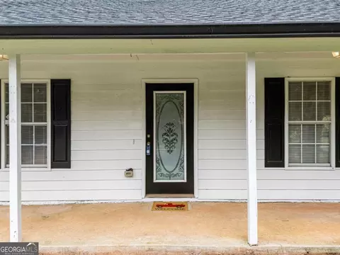 2027 Providence Rds, Statham, GA 30666