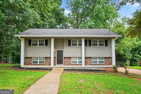 4132 Macduff Dr, Douglasville, GA 30135