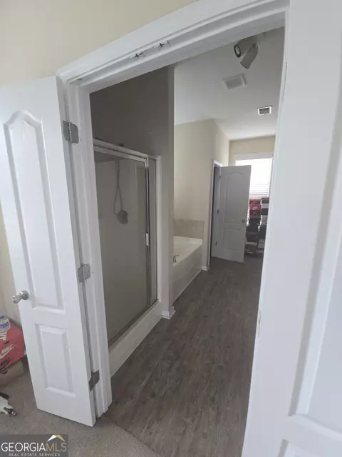 Entry Way - 113 Christopher Dr, Byron, GA 31008 photo 2 of 5