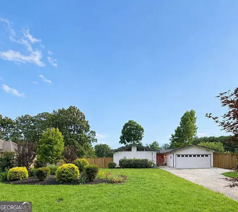 507 Angie Way SW, Lilburn, GA 30047