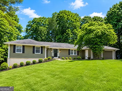 840 Sugar Creek Dr SE, Conyers, GA 30094